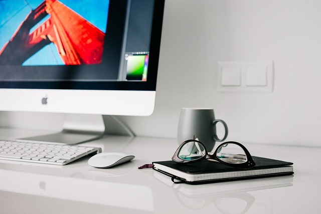Image reflecting The Simple Rule I Use to Pick the Right Background Color In Canva